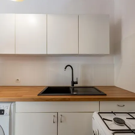 Apartment K22 - 3Min Walk - Capitol Music Theatre And National Forum Of Music *