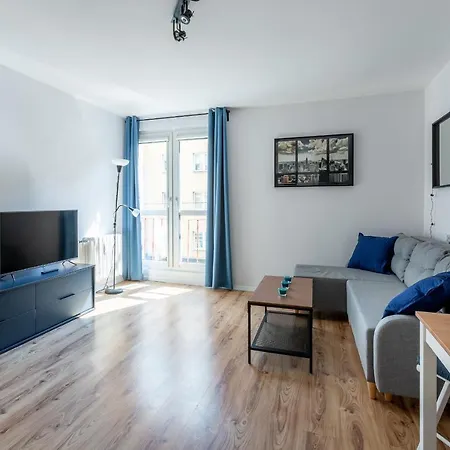 K22 - 3Min Walk - Capitol Music Theatre And National Forum Of Music Wroclaw