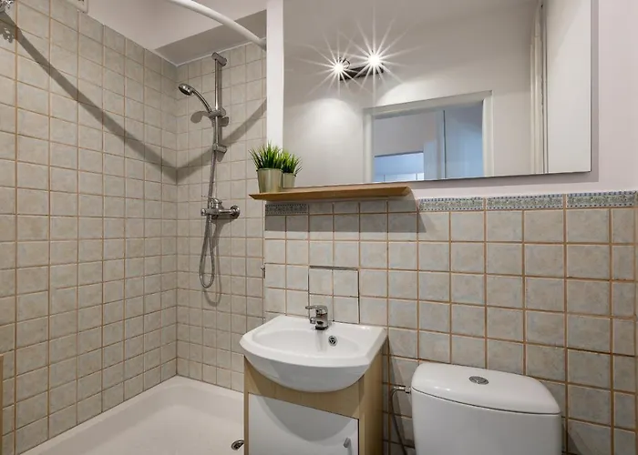 Apartment K22 - 3Min Walk - Capitol Music Theatre And National Forum Of Music